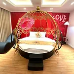 Love Luxury Hotel Ba Diem
