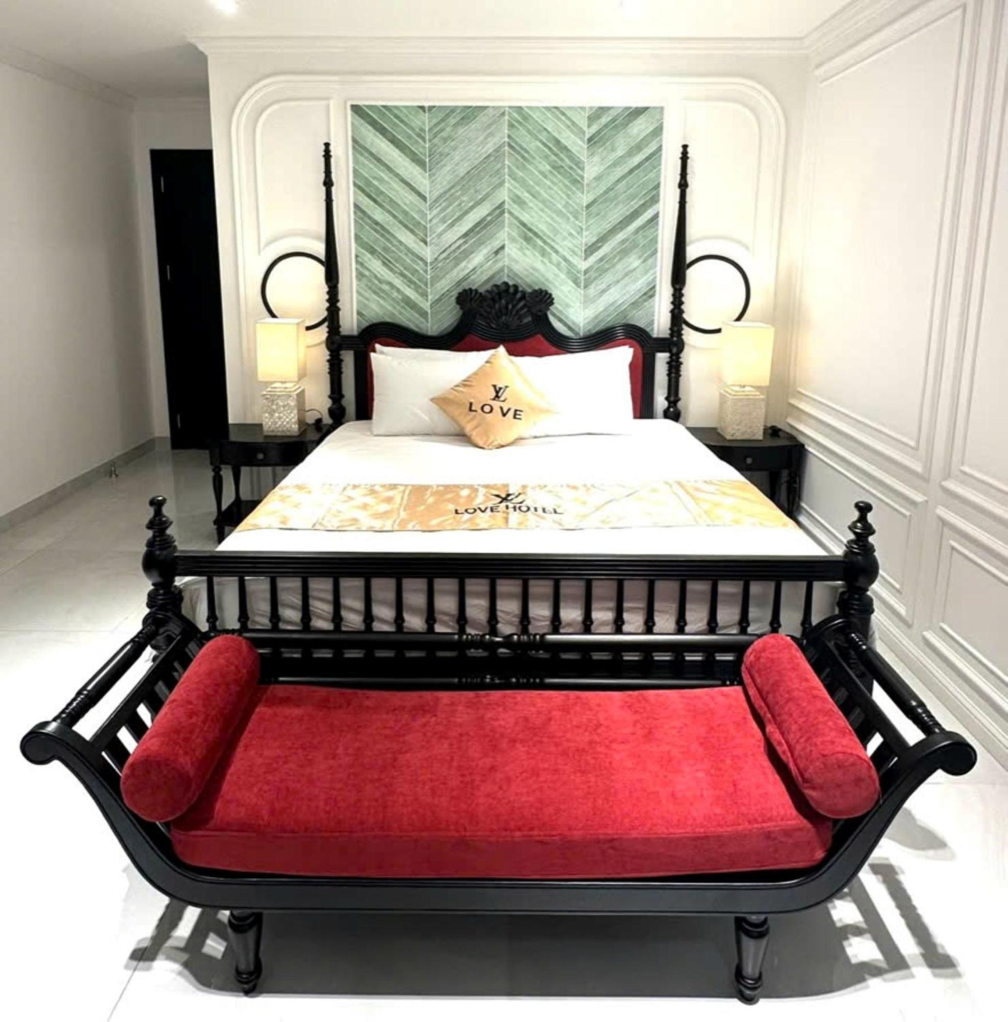 Khách sạn Luxury Ba Diem TP. Hồ Chí Minh